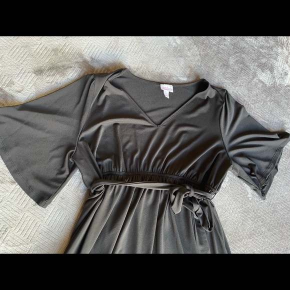 Isabel Black Maternity Dress - Picture 2 of 5